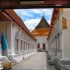 Meditate at Wat Mahathat