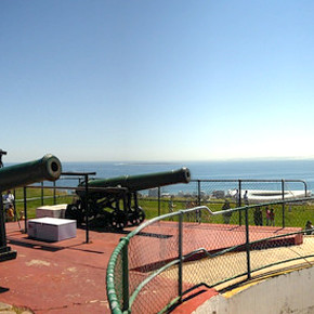Signal Hill and the Noon Gun