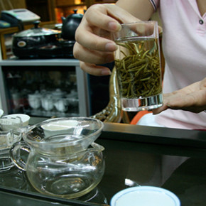 Tea Sampling at Maliandao Tea Market